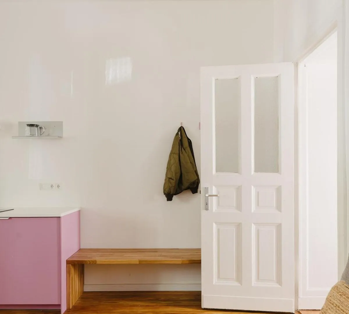 Nook Stay Am Tempelhofer Feld Duitsland